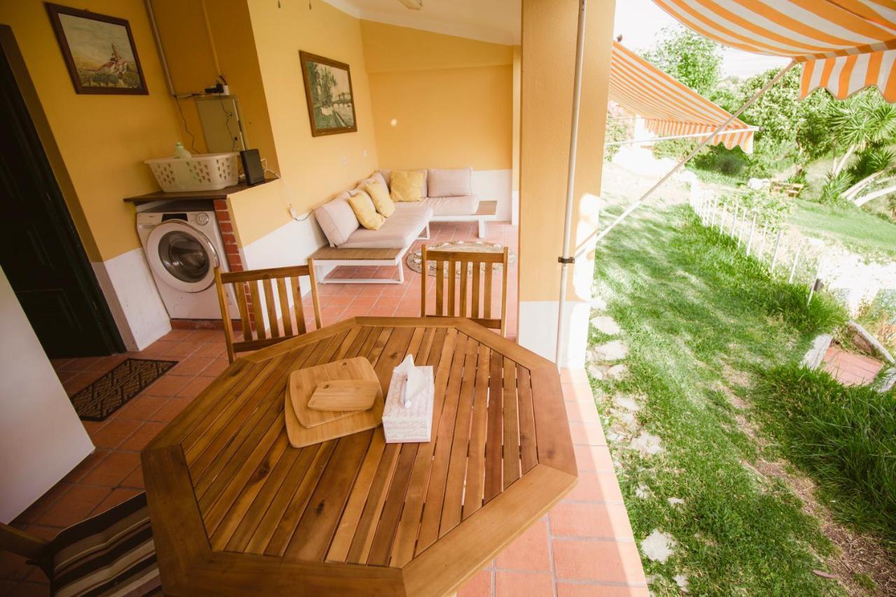 2Bedroom House With Swimming Pool And View Mocarria Exterior photo